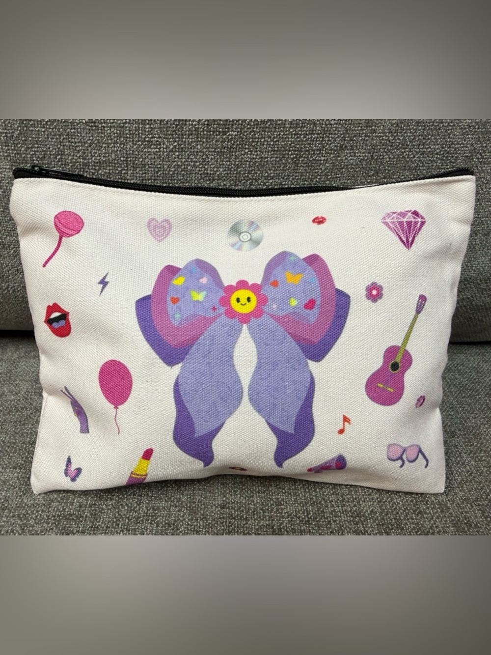 Purple Bow Graphic Organizer Zipper Pouch. NWOT (Material type; Canvas) - Picture 3 of 6